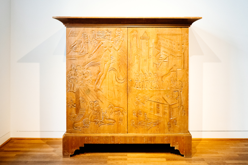 Gespräche am Schrank